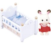 Sylvanian Families - Set Bebé Conejo Chocolate (Cama)