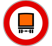 Disco de tránsito prohibido a vehículos que transporten mercancías peligrosas