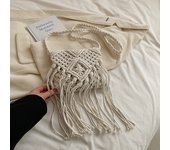 New Straw Bag Bohemian Tassel Beach Bag Women Crochet Fringed Crossbody Ultralight Shoulder Bag Women Small Bolsos Feminina