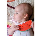 Juguete de dentición Wally The Watermelon - OLI & CAROL fusia