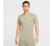 Nike Pro Camiseta de manga corta entallada Dri-FIT - Hombre - Verde (XL)