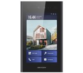 Control de accesos Hikvision DS-KD9403-E6 pantalla IPS 8″ cámara 2MP IP65 2 relés Android