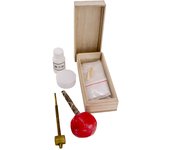 Set de limpieza de katana S5004 para mantener la katana, presentado en caja de madera y con aceite, pomo de aplicación del aceite, dos pasadores de madera, papel de arroz