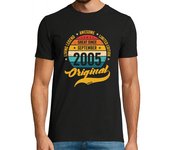 Camiseta Hombre Manga Corta Retro 18 Years September 2005 Birthday Vintage Bday Classic laTostadora