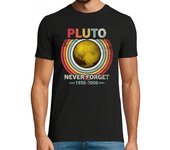 Camiseta Hombre Manga Corta nunca olvides retro plutón laTostadora