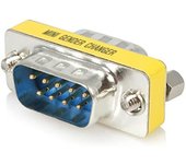 StarTech.com Cambiador de Género DB9 Serie Slimline - M/M